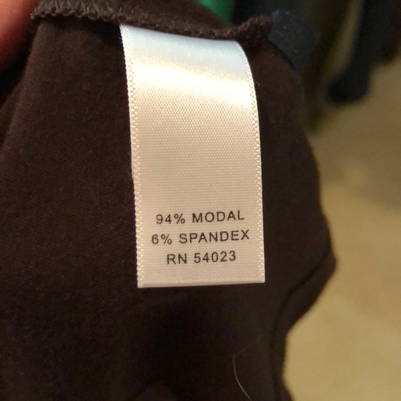 Banana Republic chocolate top - Picture 5 of 5